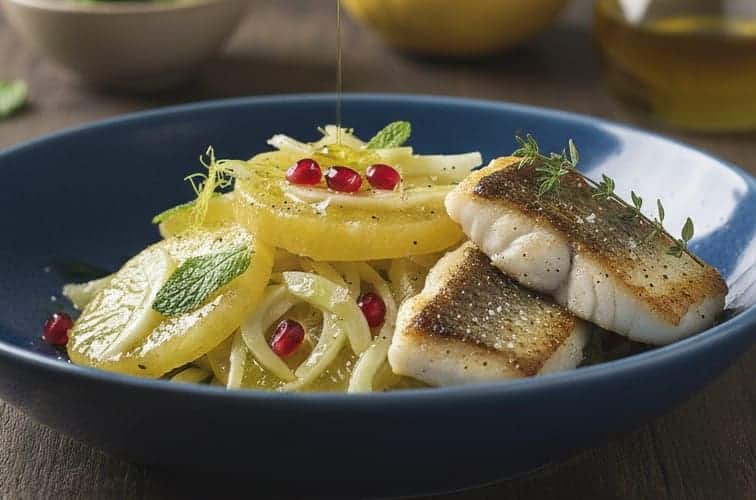 Rezept Cedro Salat mit Fisch serviert
